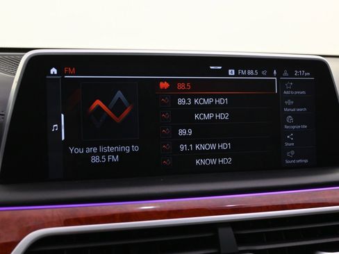 Used 2022 BMW ALPINA B7 xDrive w/ Luxury Rear Seating Package image 27