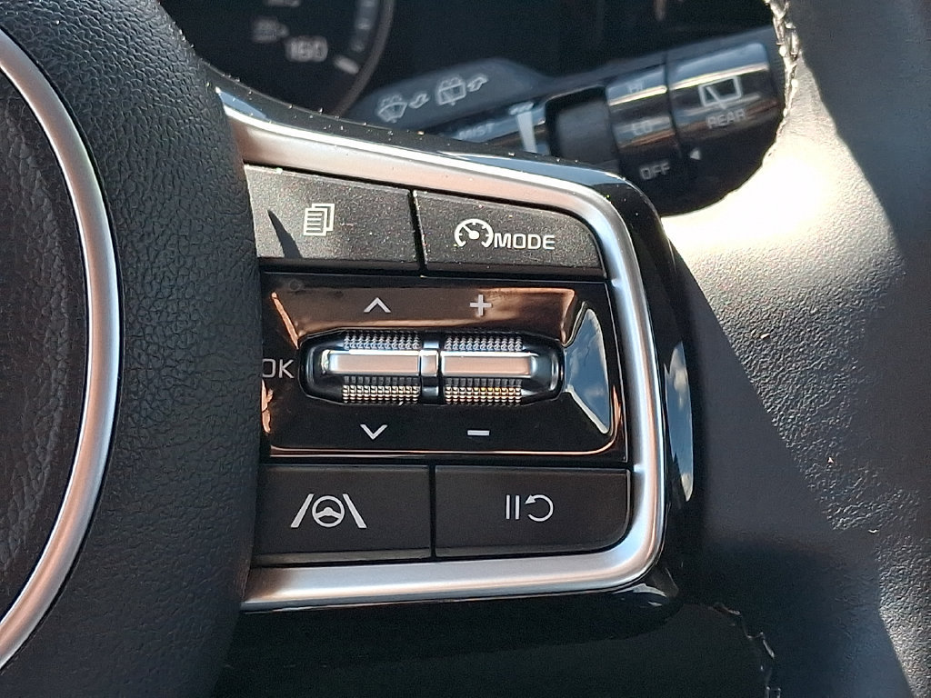 Certified 2023 Kia Sorento S AWD/4WD image 24