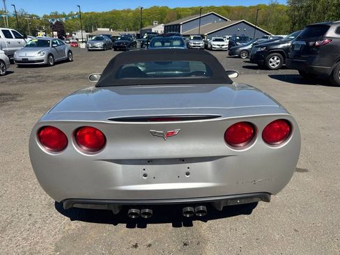 Used 2005 Chevrolet Corvette Convertible w/ Preferred Equipment Group RWD image 16