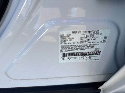 Certified 2024 Ford Maverick Lariat image 30