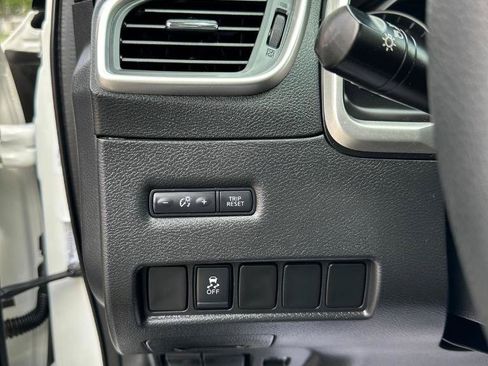 Used 2018 Nissan Murano S FWD image 21