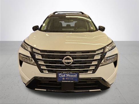 New 2026 Nissan Rogue Platinum w/ Platinum Premium Package image 3