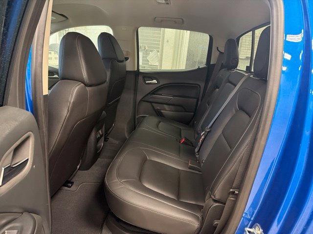 Certified 2022 Chevrolet Colorado LT w/ Luxury Package AWD/4WD image 31