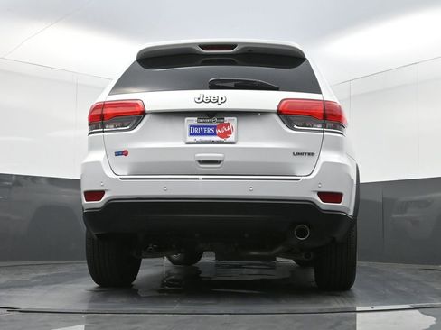 Used 2019 Jeep Grand Cherokee Limited image 30