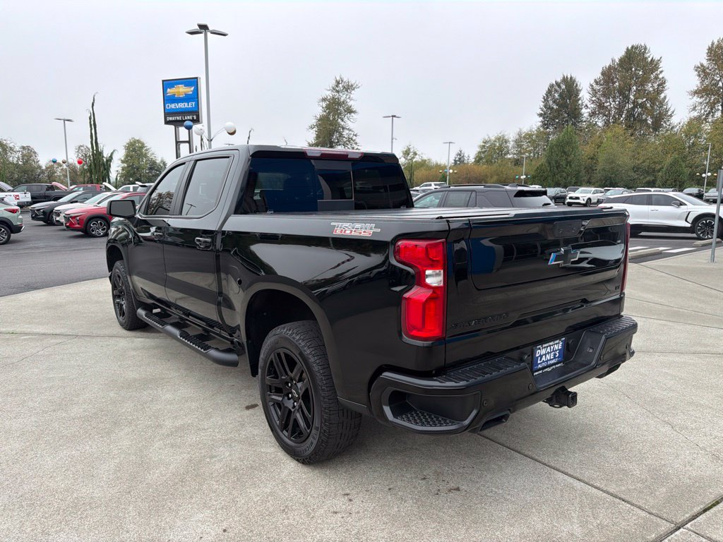 Used 2021 Chevrolet Silverado 1500 LT Trail Boss w/ LT Trail Boss Premium Package AWD/4WD image 3