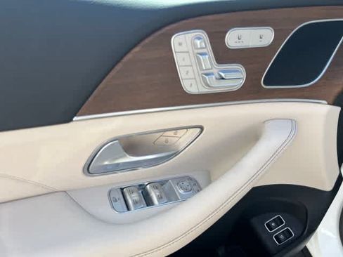 Certified 2025 Mercedes-Benz GLE 450e 4MATIC image 14