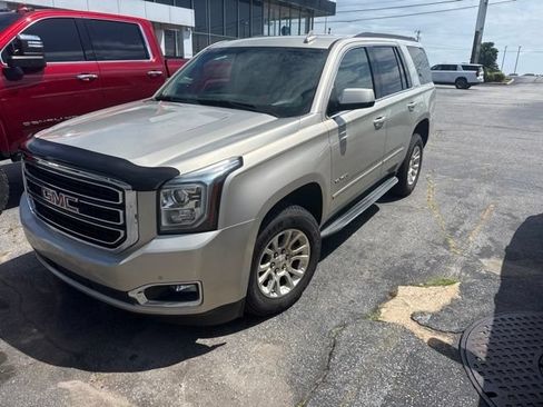 Used 2016 GMC Yukon SLE RWD image 1