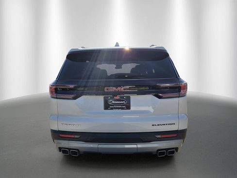 Used 2024 GMC Acadia Elevation FWD image 6