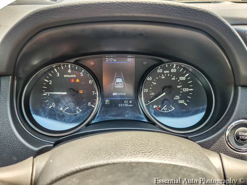 Used 2020 Nissan Rogue Sport SV AWD/4WD image 11