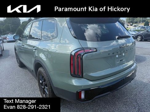 Used 2025 Kia Telluride AWD image 3