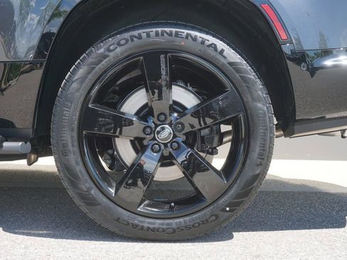 New 2025 Land Rover Defender 130 V8 image 34