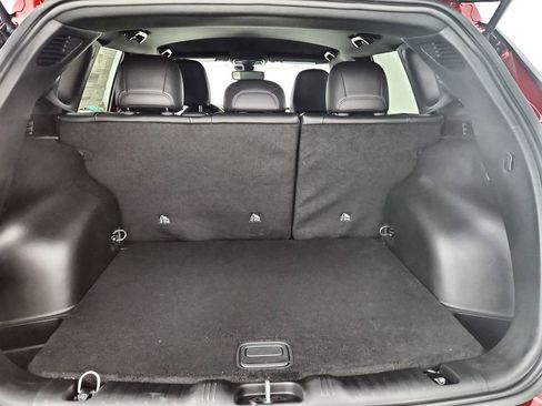 New 2026 Jeep Compass Latitude image 31