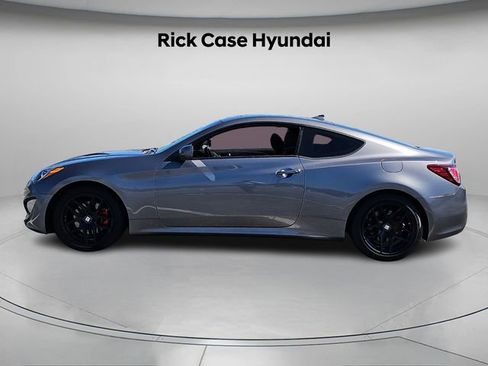 Used 2014 Hyundai Genesis 2.0T Premium image 3