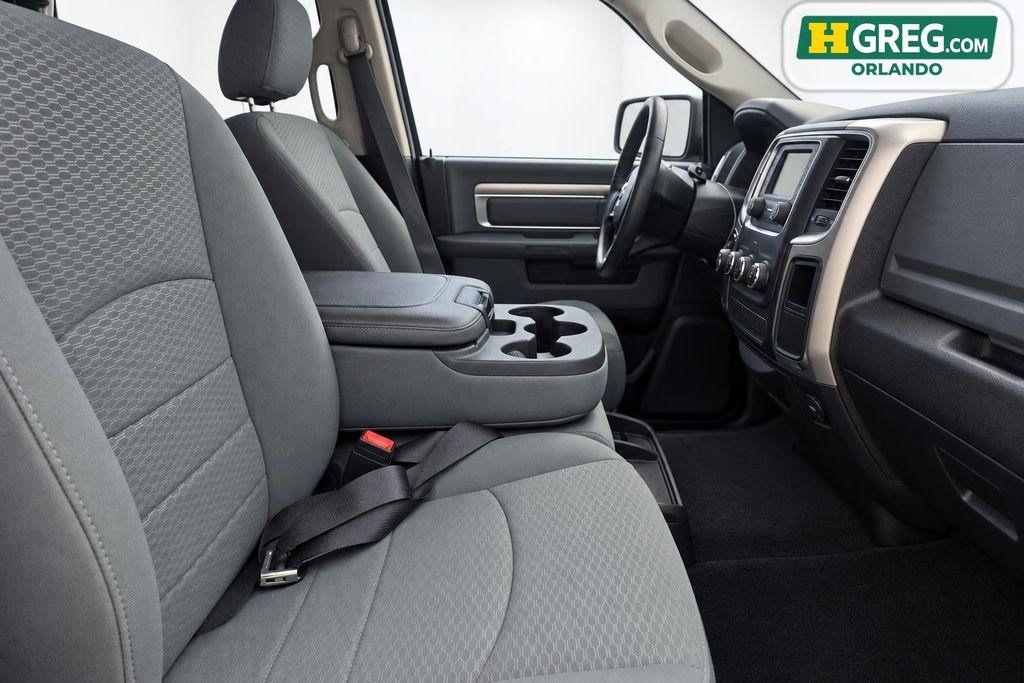 Used 2020 RAM 1500 Classic SLT AWD/4WD image 11