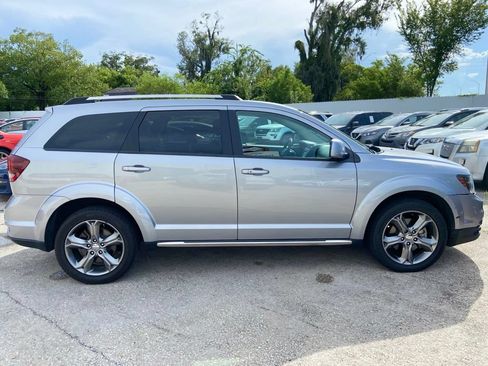 Used 2017 Dodge Journey Crossroad FWD image 6