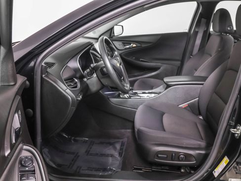 Used 2023 Chevrolet Malibu LT image 7