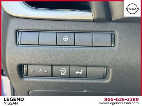 Certified 2023 Nissan Rogue SL AWD/4WD image 22