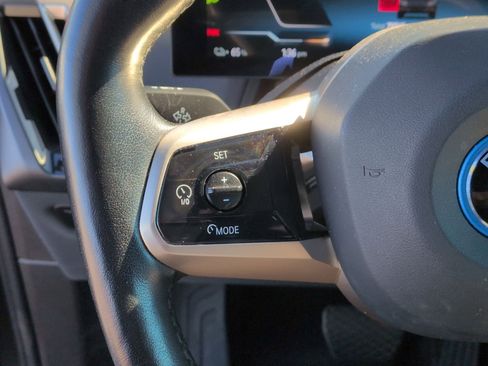 Used 2024 BMW iX xDrive50 w/ Sport Package image 19