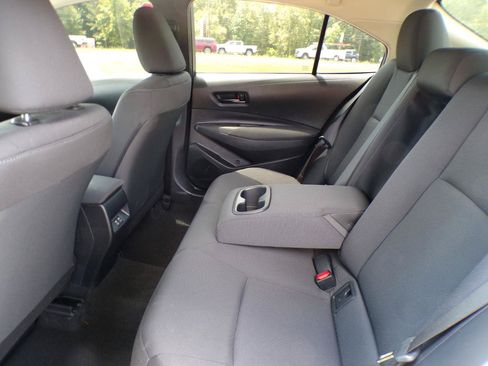 Used 2024 Toyota Corolla LE FWD image 31
