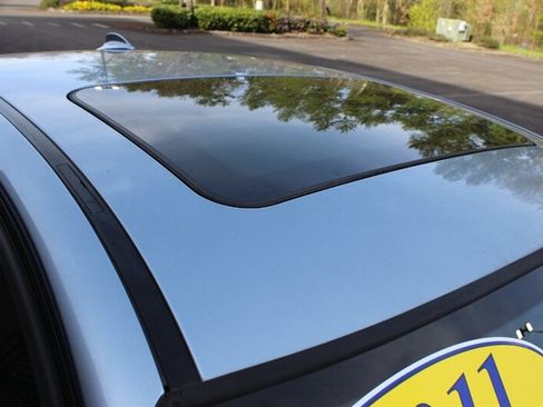 Used 2011 BMW 328i xDrive Sedan image 18