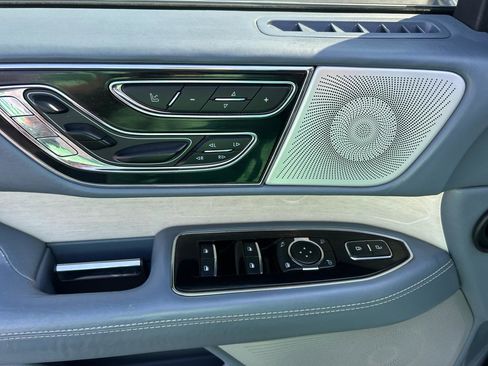 Used 2018 Lincoln Navigator Black Label image 16