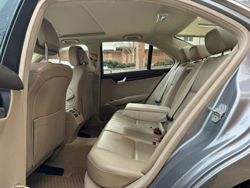 Used 2013 Mercedes-Benz C 300 4MATIC Sedan image 33