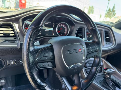 Used 2022 Dodge Challenger GT AWD/4WD image 16