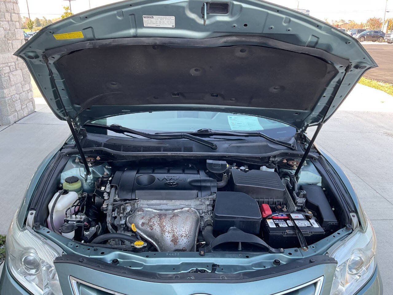 Used 2011 Toyota Camry LE FWD image 43