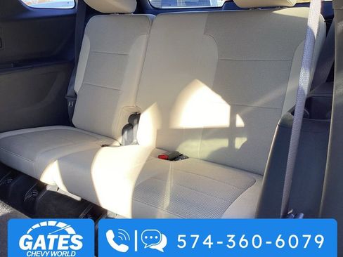 Used 2023 Chevrolet Traverse LS image 14