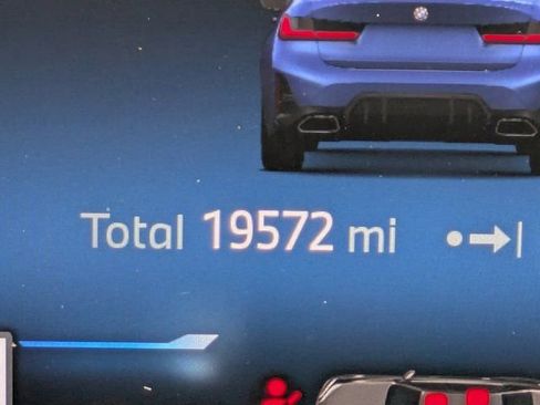 Used 2025 BMW M340i image 22