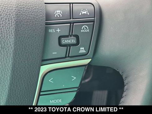 Used 2023 Toyota Crown AWD/4WD image 6