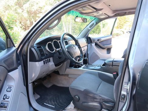 Used 2005 Toyota 4Runner Sport AWD/4WD image 14
