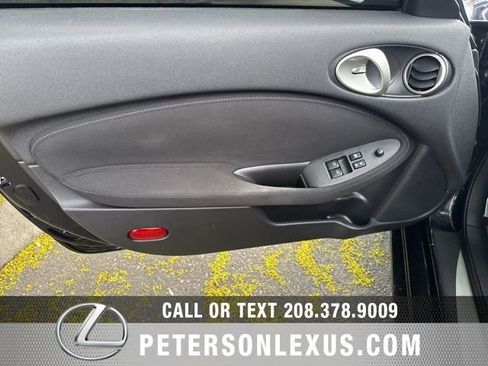 Used 2016 Nissan 370Z Coupe image 16