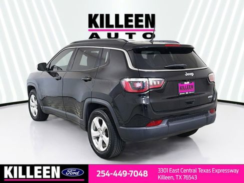 Used 2018 Jeep Compass Latitude FWD image 6