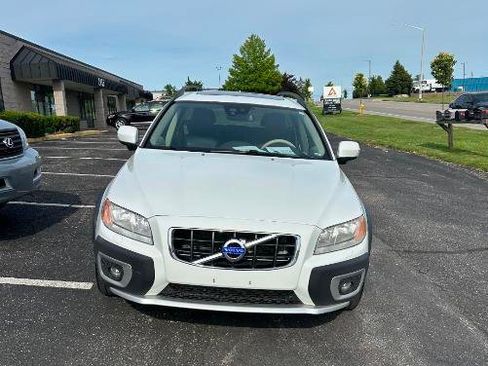 Used 2012 Volvo XC70 T6 AWD/4WD image 5