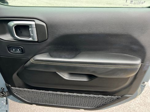 Used 2025 Jeep Wrangler Sahara w/ Safety Group image 14