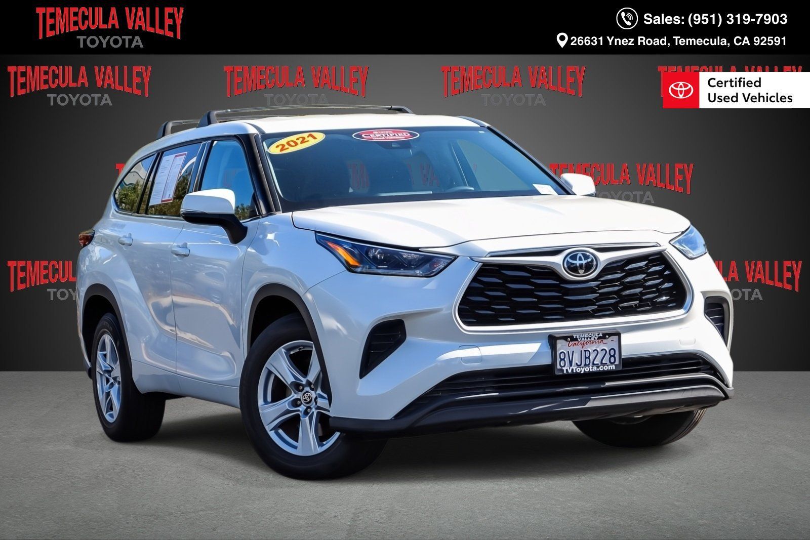 Certified 2021 Toyota Highlander L FWD image 1
