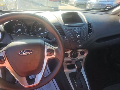 Used 2017 Ford Fiesta SE FWD image 11