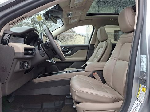 Used 2023 Lincoln Corsair AWD w/ Equipment Group 101A image 14