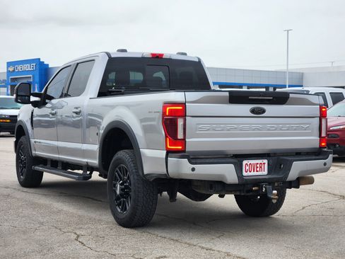 Used 2022 Ford F250 Lariat w/ Black Appearance Package AWD/4WD image 5