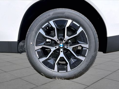 New 2026 BMW X3 xDrive30i w/ Convenience Package AWD/4WD image 17