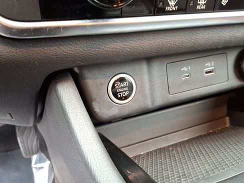 Certified 2023 Nissan Rogue SV image 23