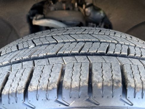 Used 2020 GMC Sierra 1500 SLT w/ SLT Premium Plus Package AWD/4WD image 28