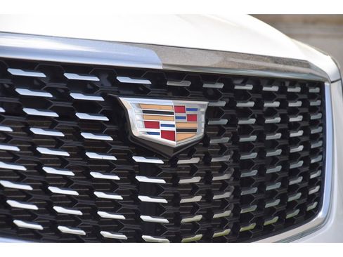 Used 2025 Cadillac XT5 Premium Luxury FWD image 10