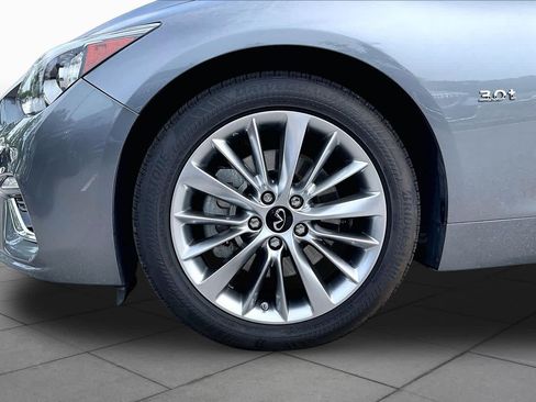 Used 2020 INFINITI Q50 Luxe w/ Essential Package (3.0T Luxe) RWD image 10