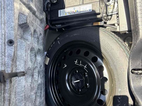 Used 2021 Chrysler 300 S RWD image 18