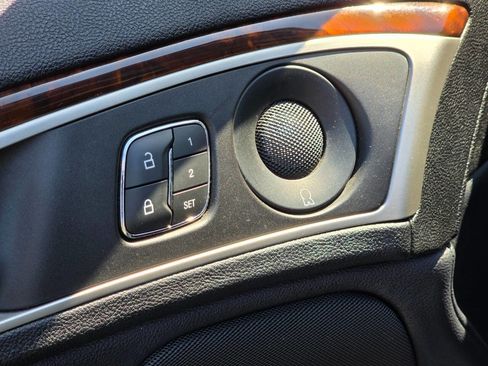 Used 2020 Lincoln MKZ Reserve image 21