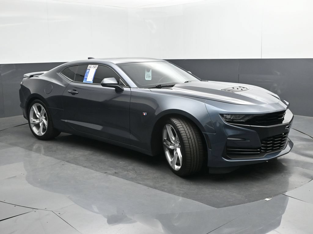 Used 2019 Chevrolet Camaro SS RWD image 32