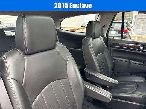 Used 2015 Buick Enclave Leather image 10