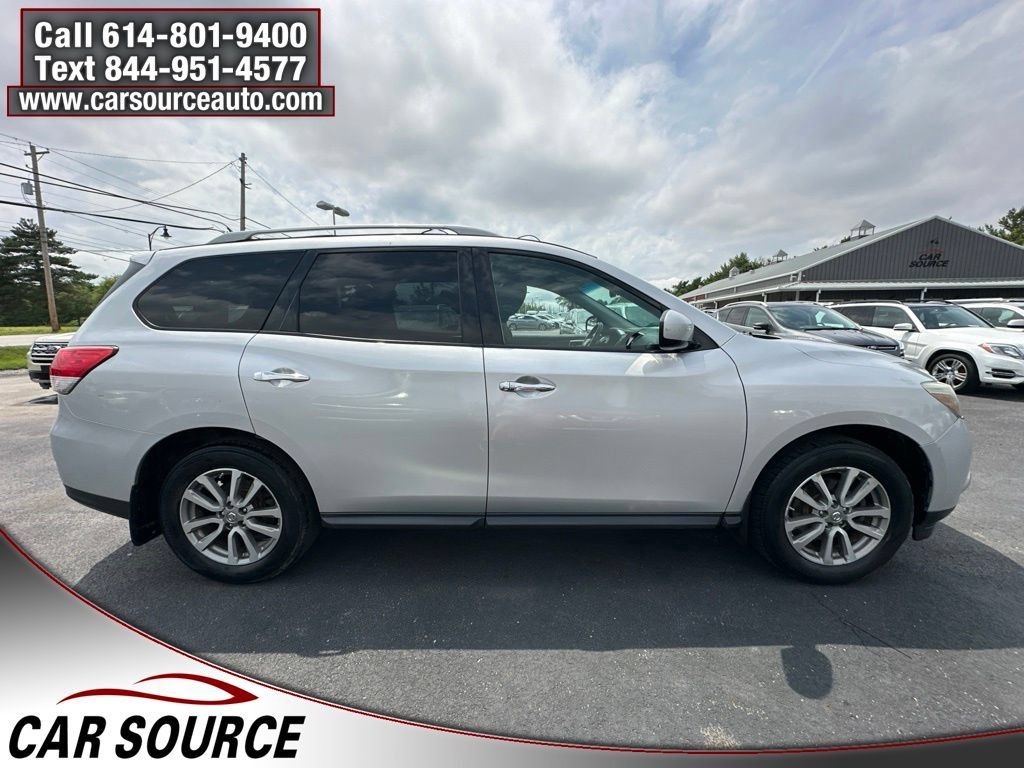 Used 2015 Nissan Pathfinder SV FWD image 6